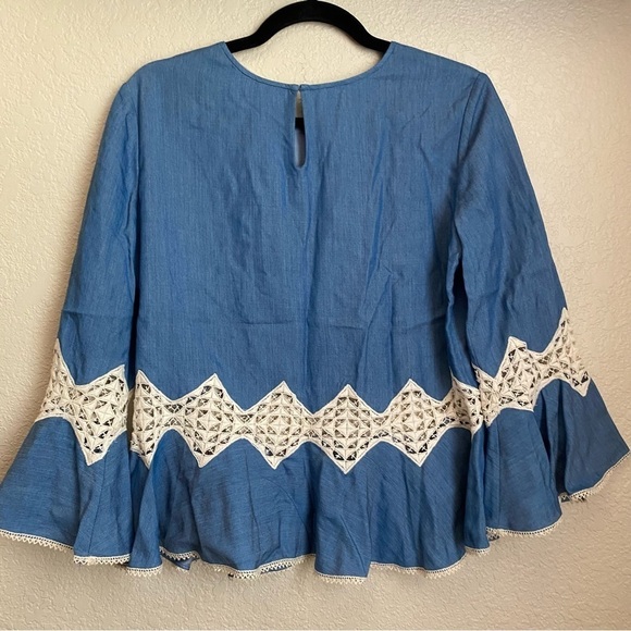 Jonathan Simkhai women's lace inset trumpet sleeve chambray top size S small - Picture 3 of 7
